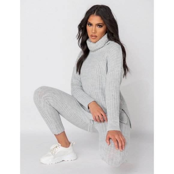 Gray Long Sleeve Turtle Neck Top and Leggings Set - Picture 2 of 11